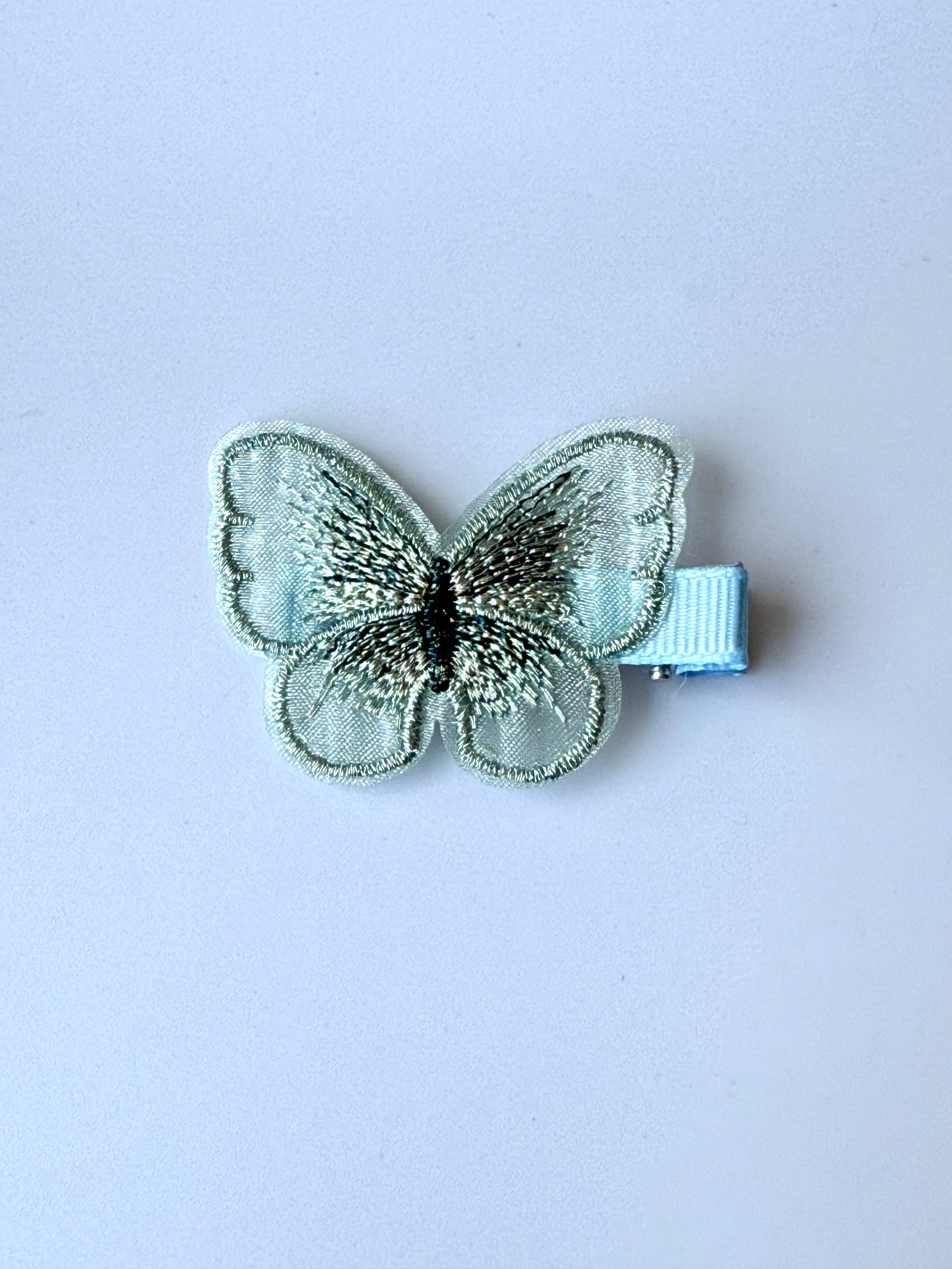 Butterfly hair pin