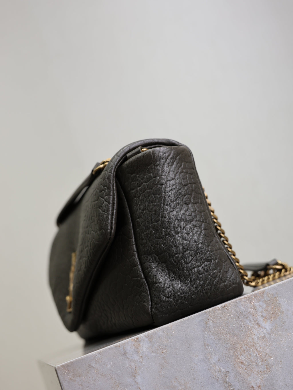 YSL 25S CALYPSO 30 IN DARK OLIVE GRAINED CALFSKIN GOLD HARDWRE