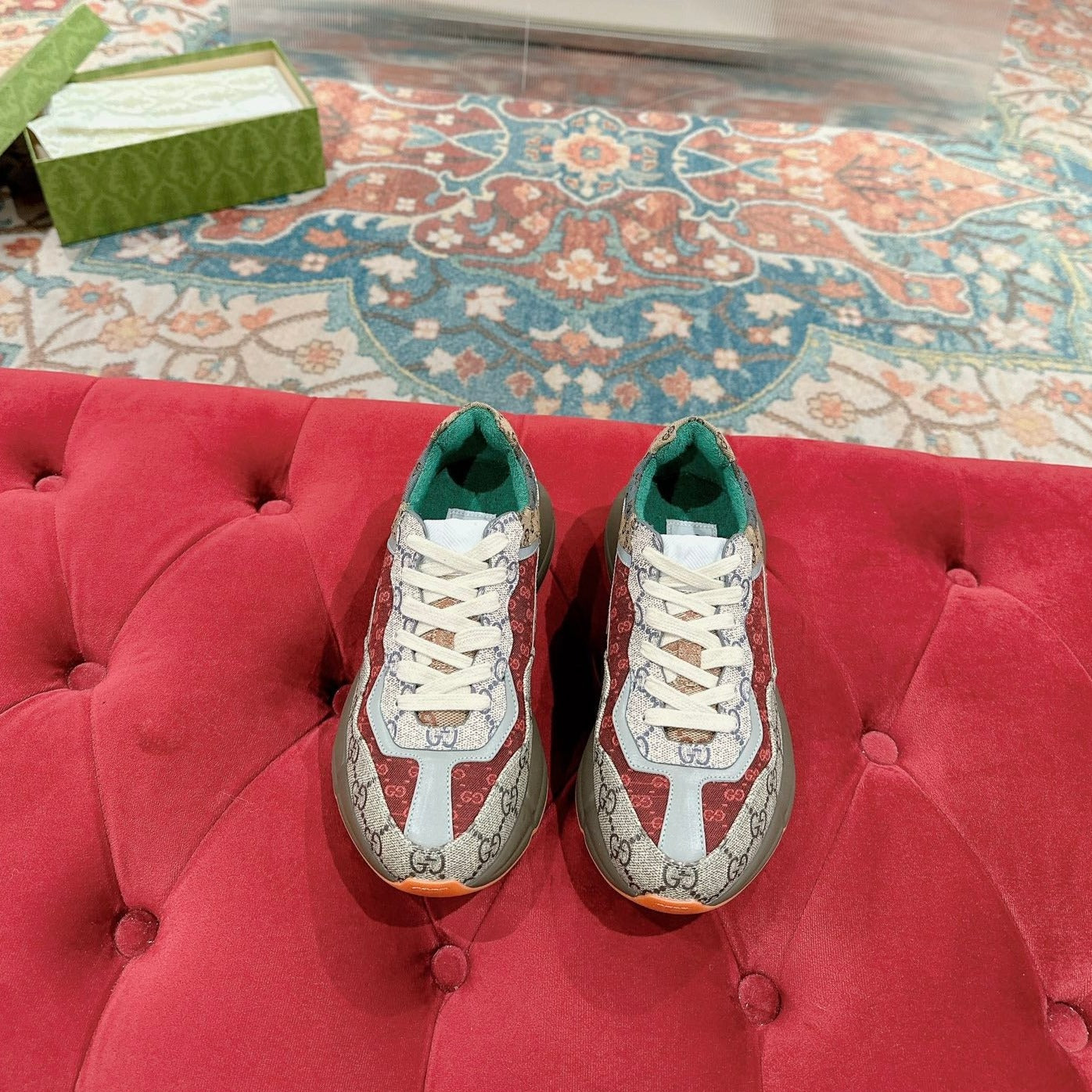 GUCCI RHYTON TRAINER LIGHT GRAY AND SCARLET CALFSKIN