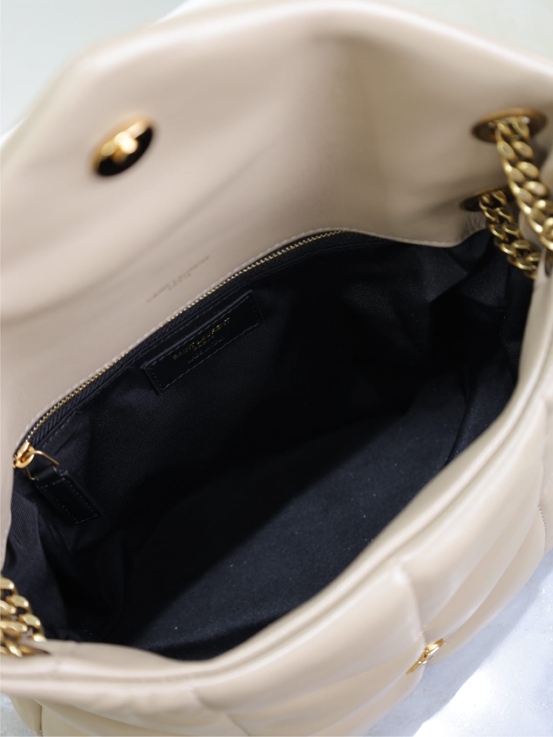 YSL 25S LOULOU PUFFER MM 29 IN BROWN CALFSKIN GOLD HARDWRE