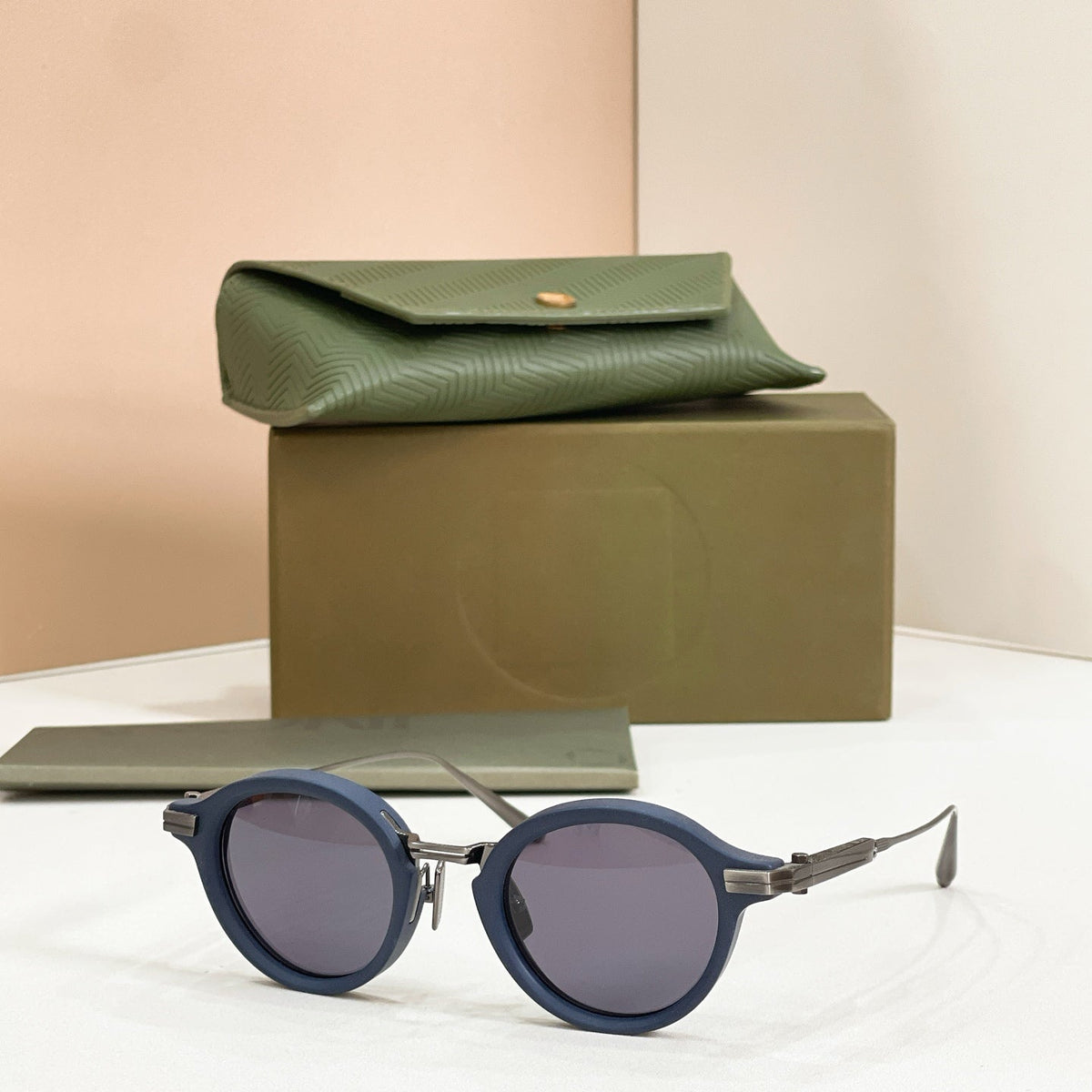 AKONI AKX-415C Sunglasses