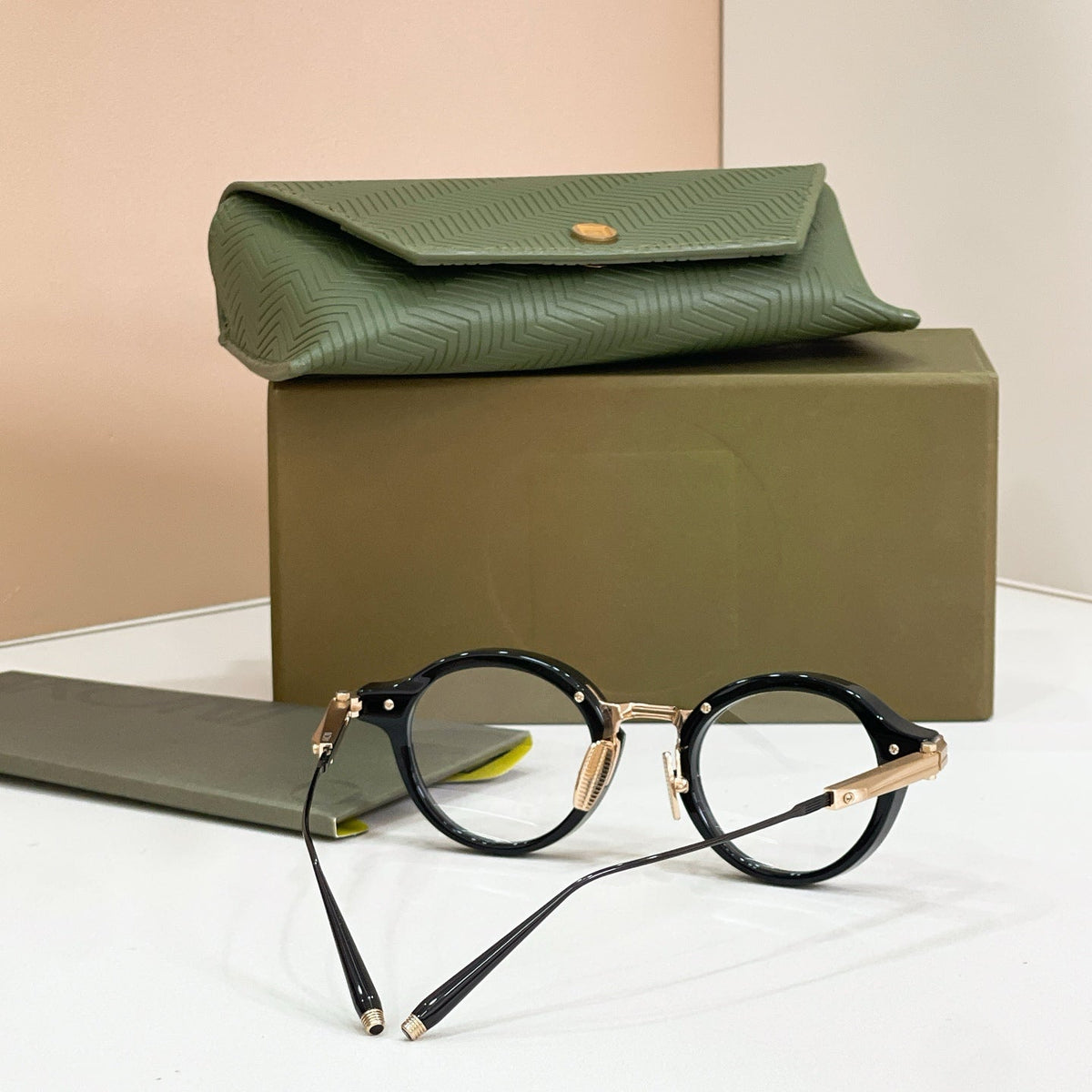 AKONI AKX-415C Sunglasses