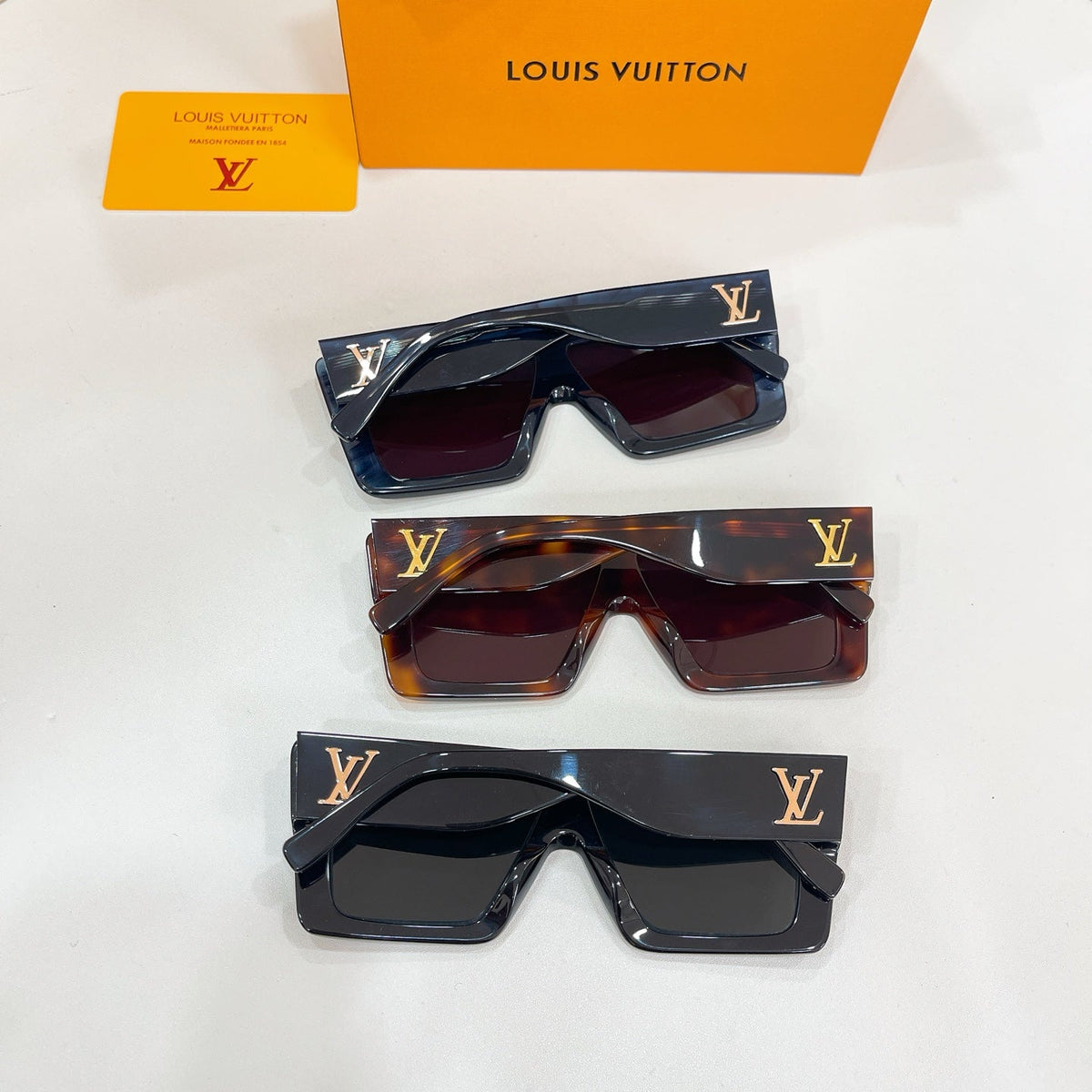 Louis Vuitton Z2916 Eyeglass Frames