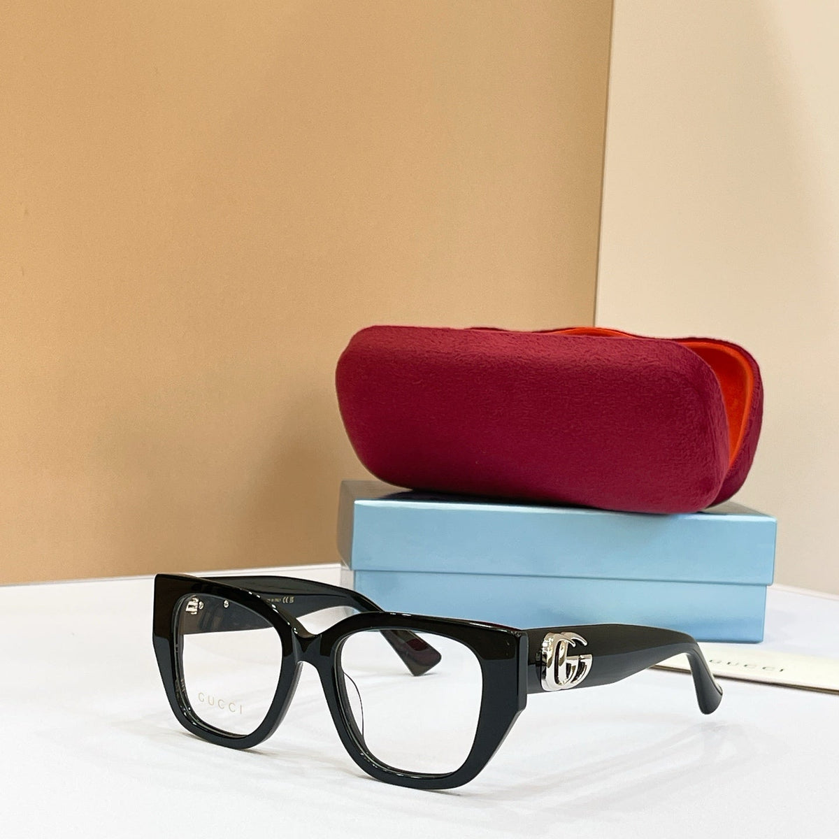Gucci GG1952O Eyeglass Frames