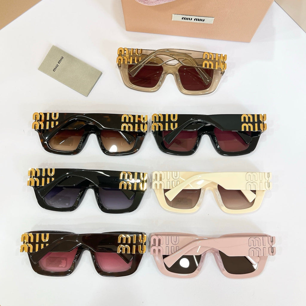 Miu Miu SMU B05 Sunglasses