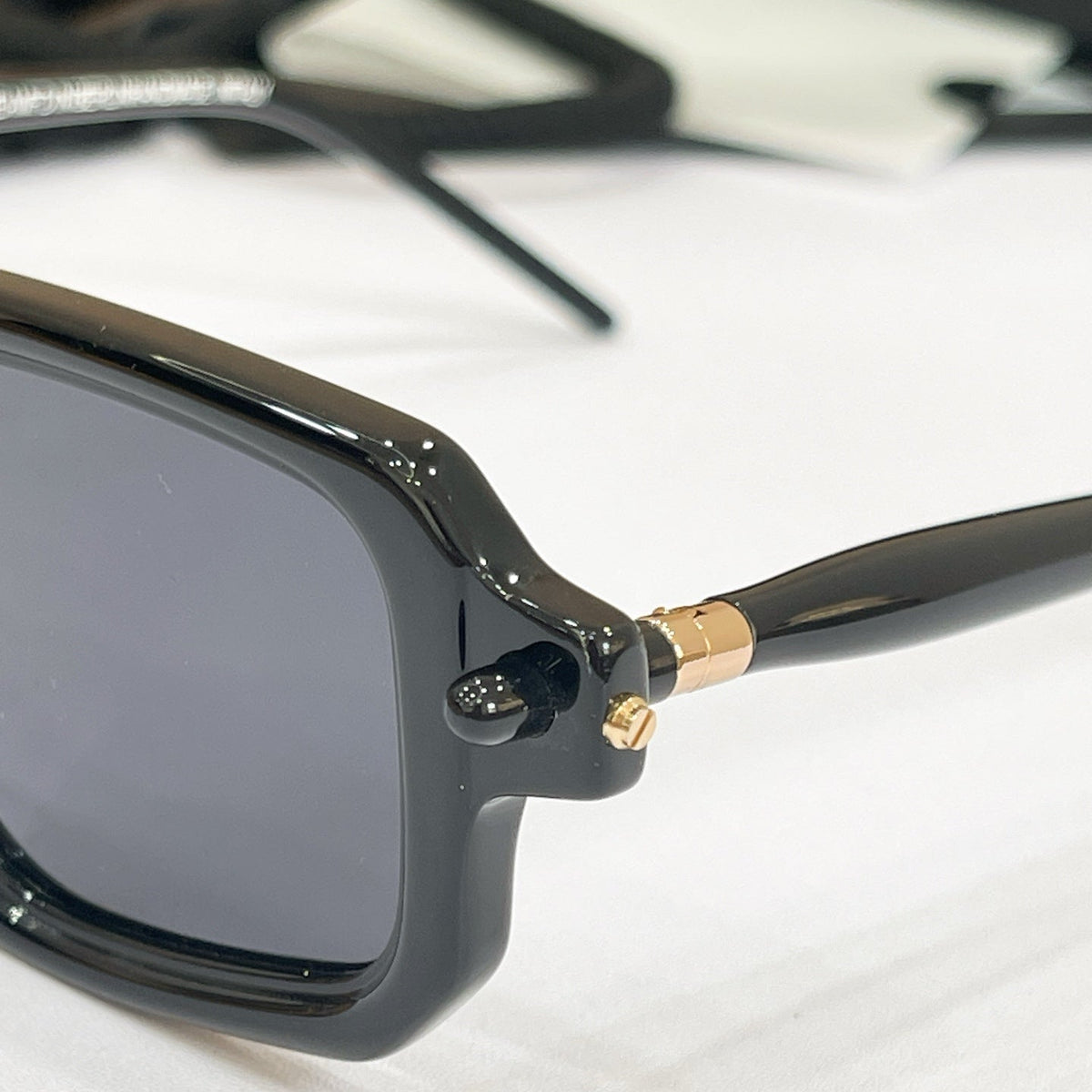 Kuboraum Maske P23 Sunglasses