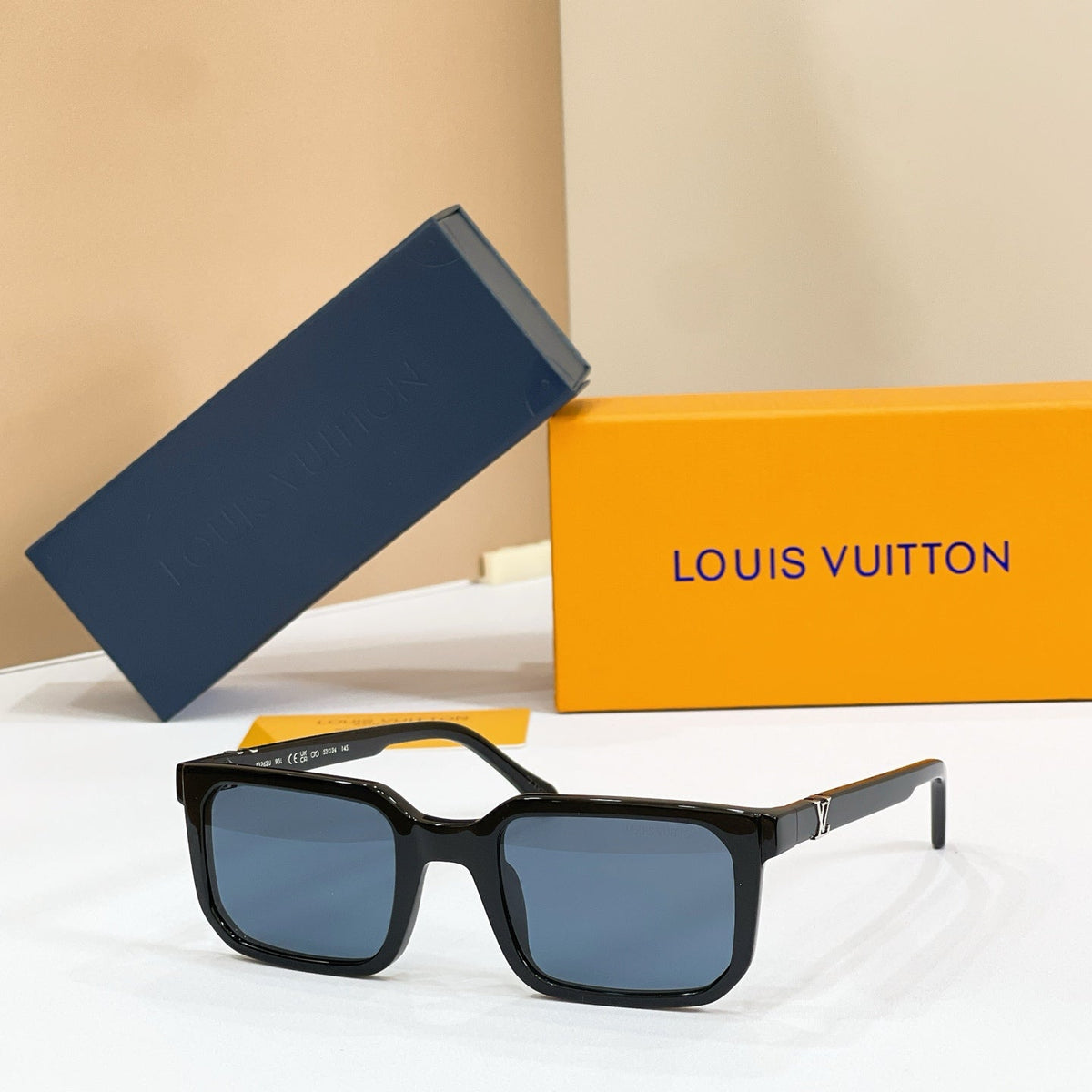 Louis Vuitton Z3293U Sunglasses