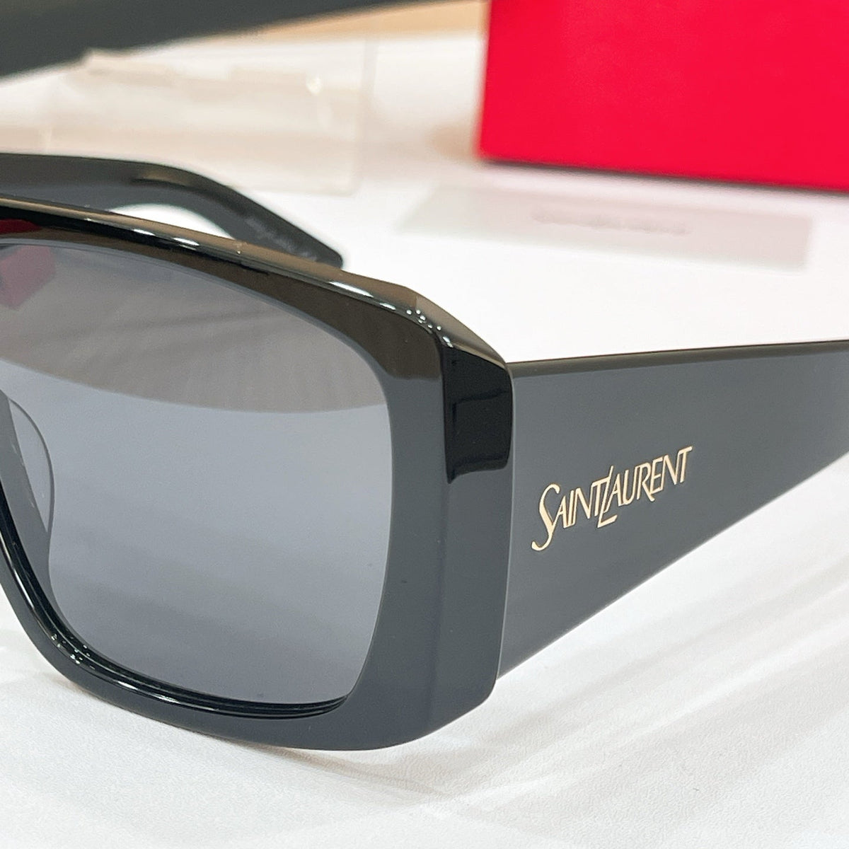 Saint Laurent SL 832 Sunglasses