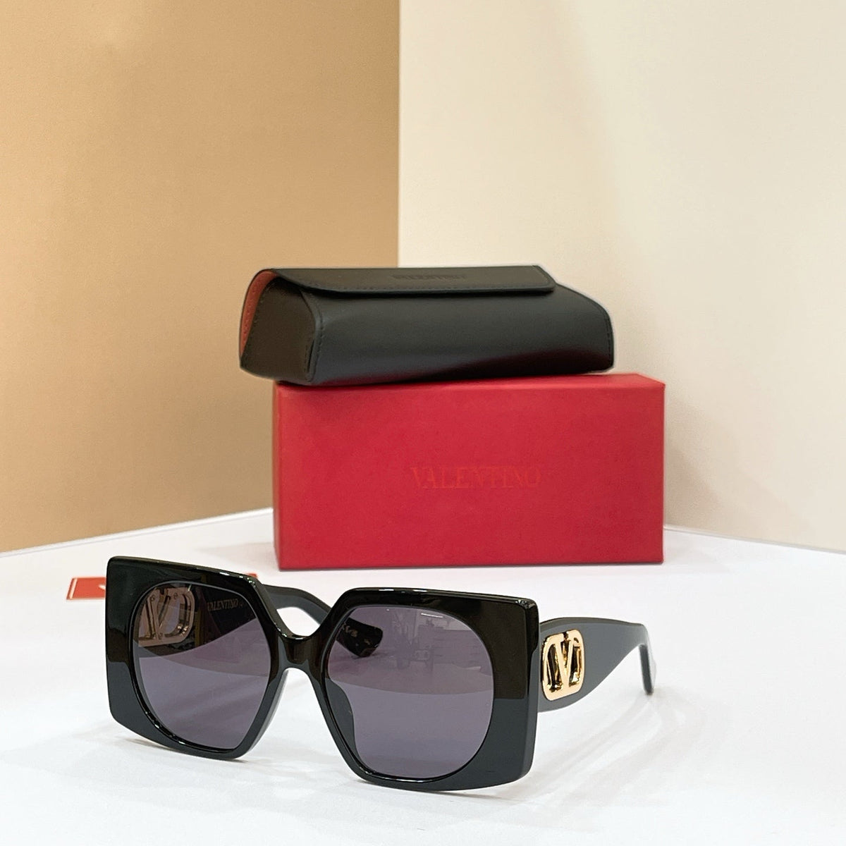 Valentino VG0002S Sunglasses