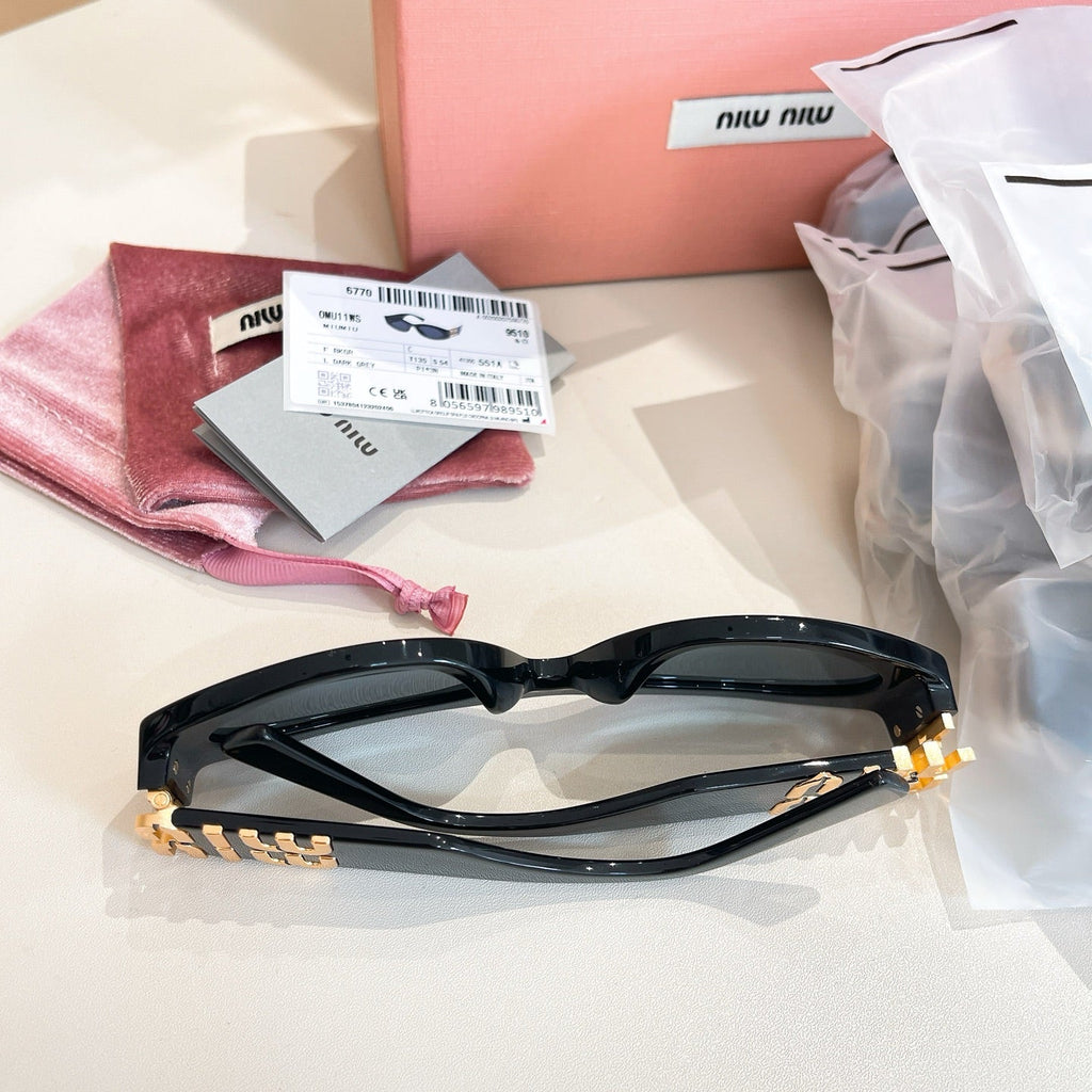 Miu Miu SMU 11W Sunglasses
