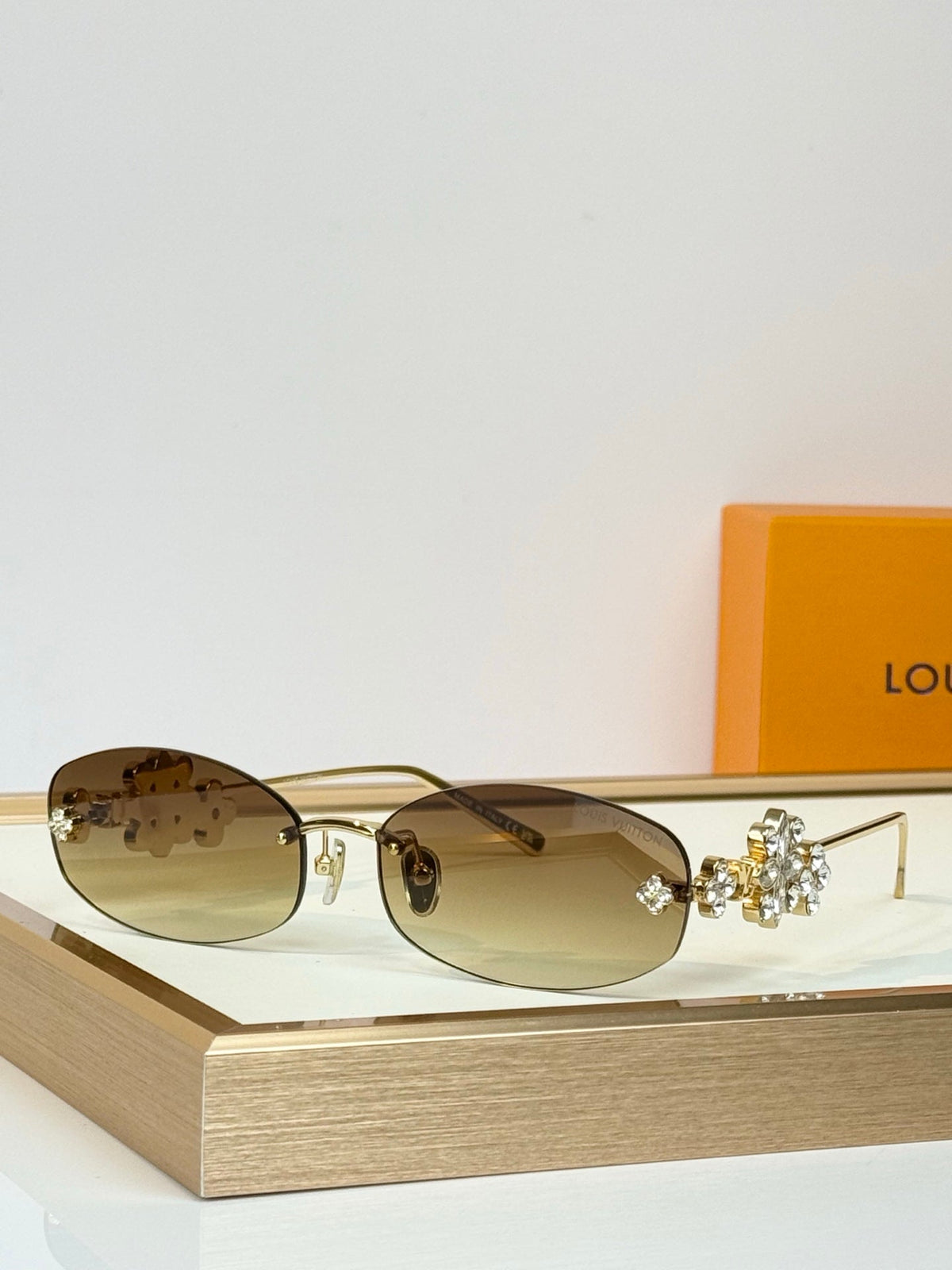 Louis Vuitton Z3186U Sunglasses