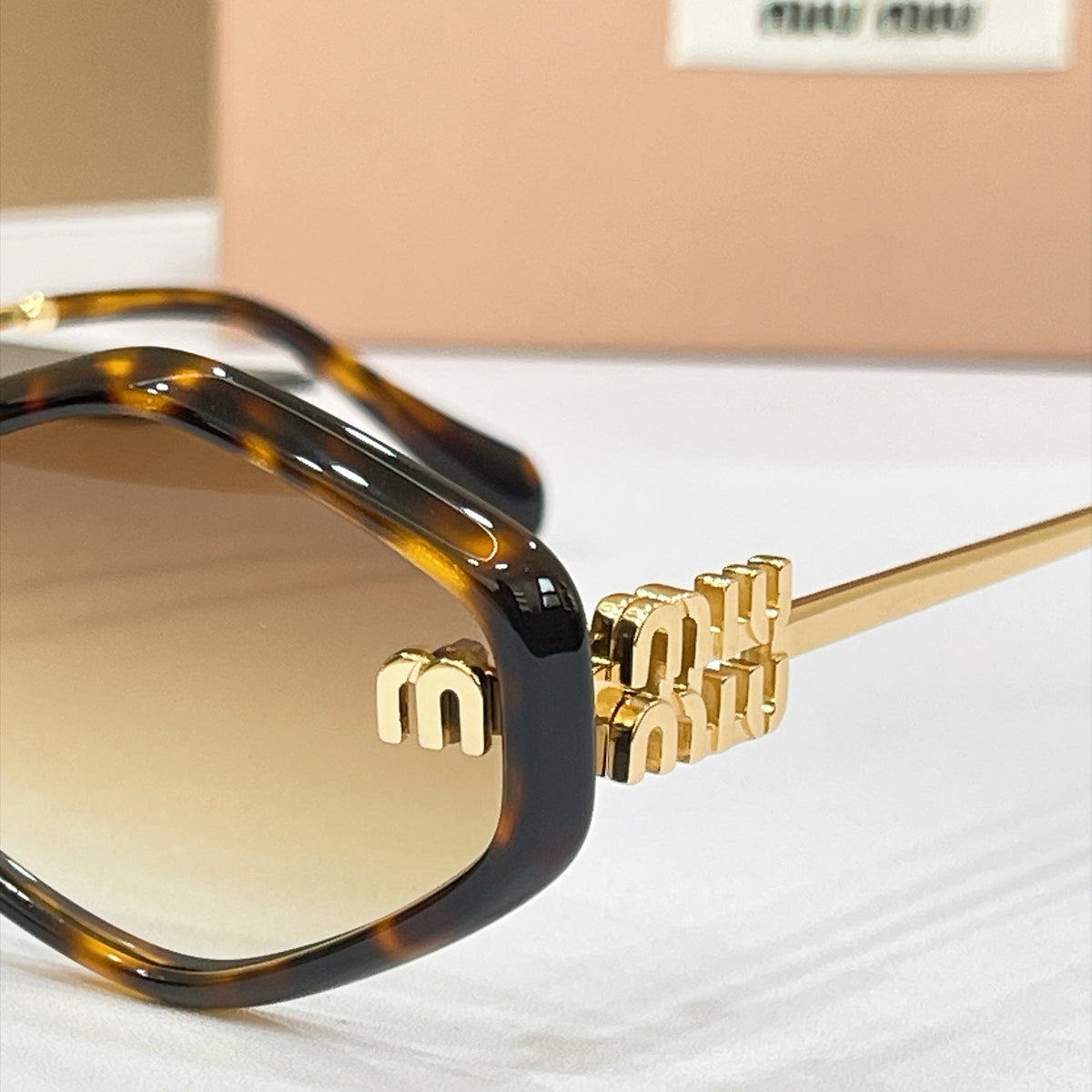 Miu Miu MU 156AV Sunglasses