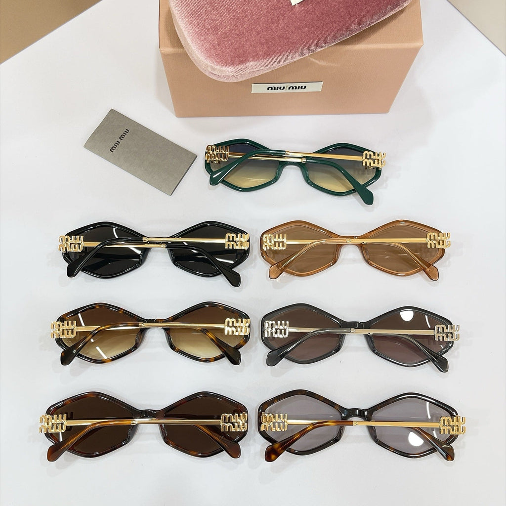 Miu Miu MU 156AV Sunglasses