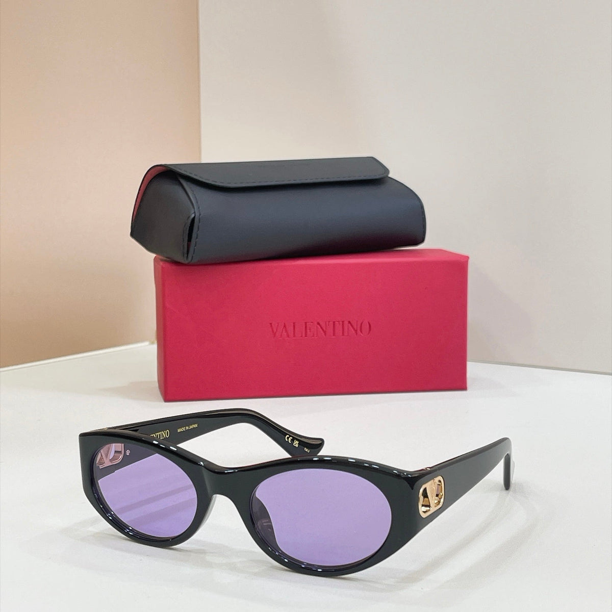 Valentino VG0015S Sunglasses