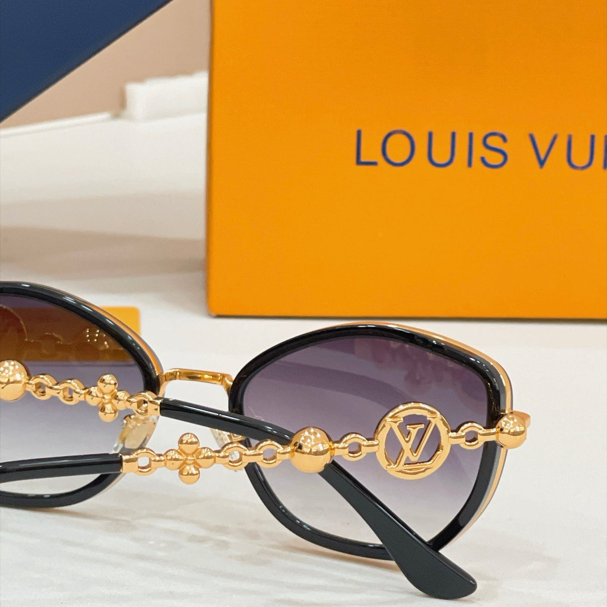 Louis Vuitton Z7533U Sunglasses